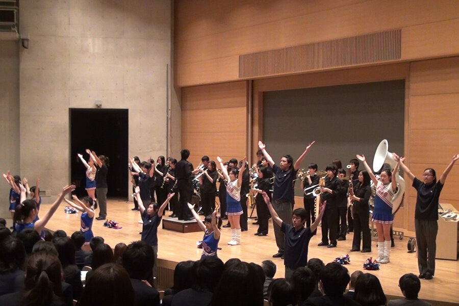 卒業生を送る会実行委員会